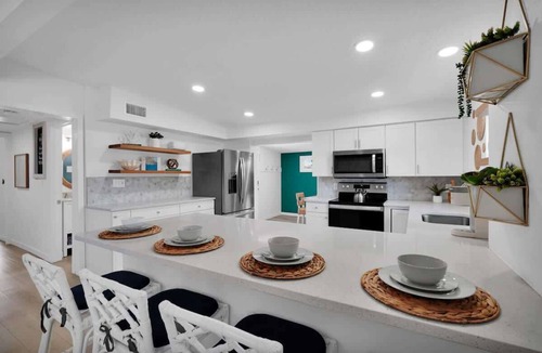 Jacksonville Beach House | Heated Pool Located 8 Blocks to Beach and Pier
