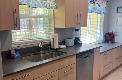 Sarasota Springs House | Heated Private Pool! Recently Updated! Well Stocked Property! Mins to Beach