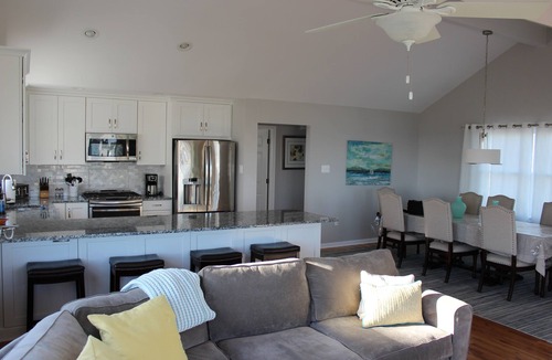 Ship Bottom House | Heated Saltwater Pool-Fabulous Oceanviews 2 houses to beach, Avoid Traffic!