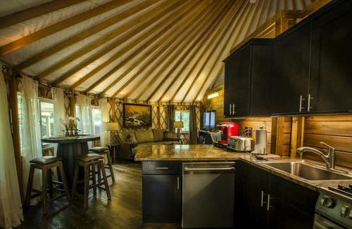 Topton Other | Heavenly Yurt with Modern Interior in Topton, North Carolina
