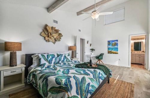 Spring Hill House | Hernando Hideaway:Heated Pool/Decks/Dock/Balcony/Yard w/Firepit/Kayaks