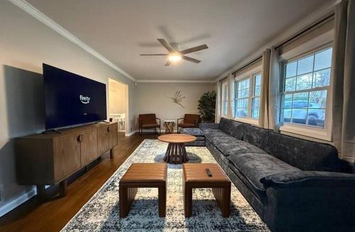 Columbus House | Hidden Creek Villa Spacious 5BR Family Haven