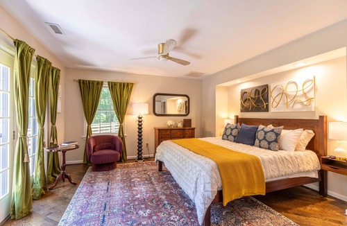 Lenoir Cabin | Hidden Falls | Private, Near Blowing Rock , Hot tub
