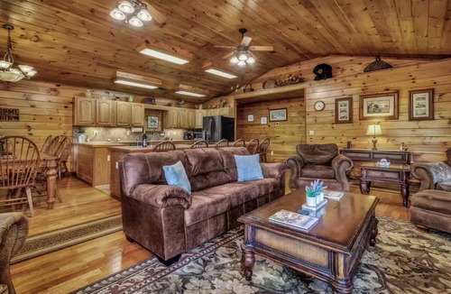 Clyde Cabin | Hidden Valley Cabin Retreat Entire cabin in Clyde