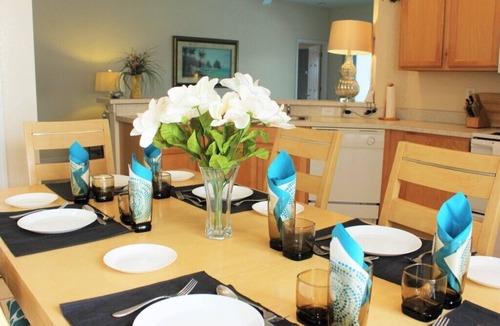Four Corners Villa | High Grove - 4 Bedrooms Pool & Spa Home with Clubhouse