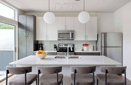 Inman Park Apartment | High IQ
