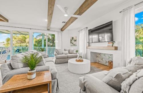 Siesta Key Village House | High Tide