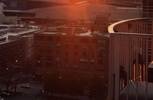 Downtown Atlanta Condo | Highrise 5 min from State Farm Arena, Mercedes-Benz stadium ,Ga Aquarium & Park.