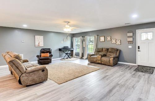 Silver Springs House | Hike, Fish and Explore Retreat in Silver Springs!