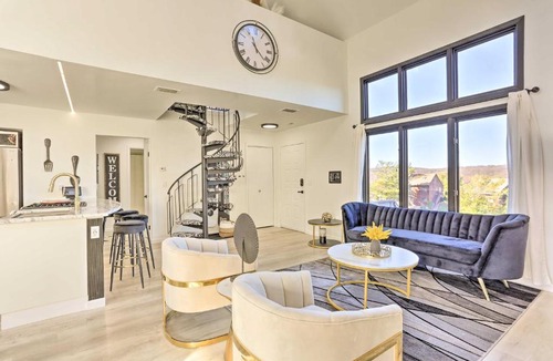 Vernon House | Hike, Ski & Golf: Mtn-View Codo in Vernon Township