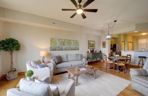 Mountain Air House | Hike & Ski: Mtn-View Gem w/Balcony in Burnsville!