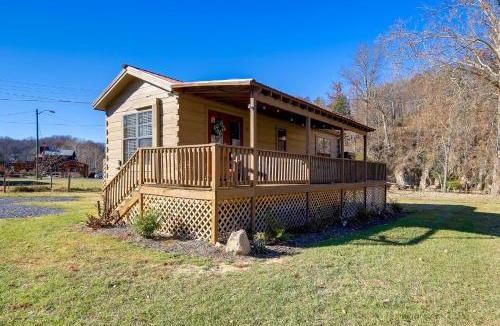 Damascus House | Hike the AT! Creekside Cabin in Trail Town USA
