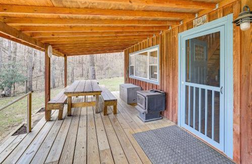 Pikeville House | Hike & Unwind - Quiet Wooded Getaway in Pikeville