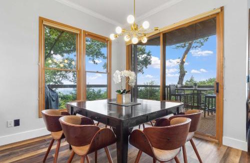 Mountain Air House | Hiking On-Site: Mtn-View Burnsville Condo!
