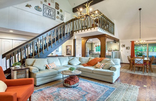 Maggie Valley Cabin | Hillside Hideaway/Views/Hot Tub/Fireplace & Pit