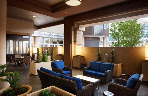 Ballston Hotel | Hilton Arlington