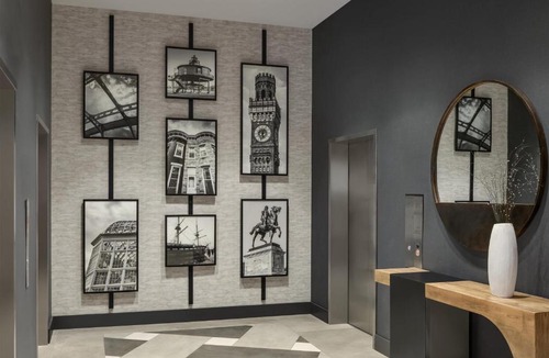 Linthicum Heights Hotel | Hilton Baltimore BWI Airport
