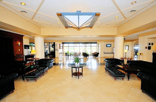 West Palm Beach Hotel | Hilton Palm Beach Airport