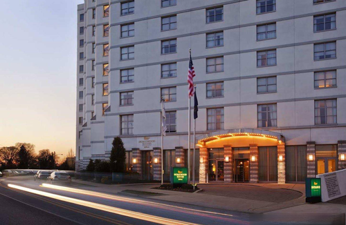 Wynnefield Heights Hotel | Hilton Philadelphia City Avenue