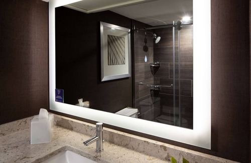 Carver City - Lincoln Gardens Hotel | Hilton Tampa Airport Westshore