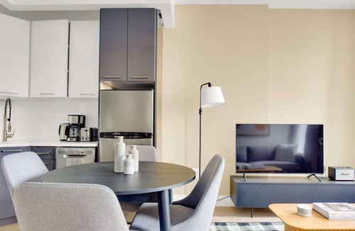 Downtown Brooklyn Apartment | Hip Downtown BK 2BR w/ W/D & Outdoor Space, nr Barclays, by Blueground