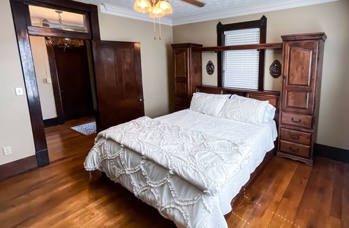 Boones Creek House | Historic 4 bedroom house with hot tub-great location