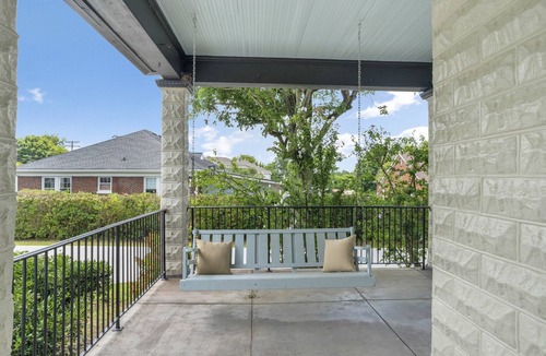 Columbia House | Historic, Beautifully Renovated Home