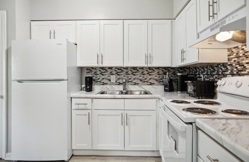 Wilmington Apartment | Historic Charm Meets Modern Comfort: The Chateau