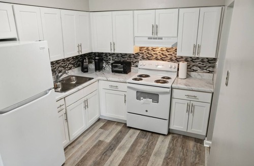 Wilmington Apartment | Historic Charm Meets Modern Comfort: The Chateau