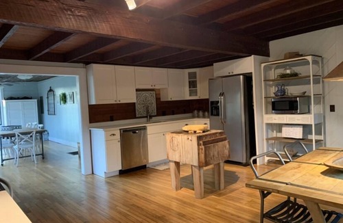 Hardwick House | Historic Farmhouse minutes from downtown Milledgeville