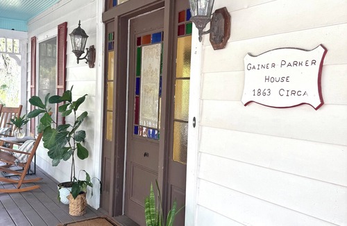 Milton House | Historic home in downtown/ walking distance to restaurants and local breweries