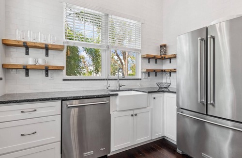 Laurel Park House | Historic Laurel Park Cottage