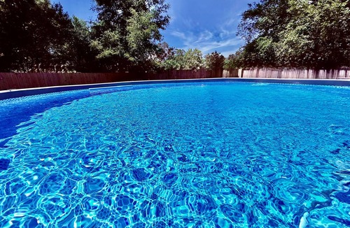 Savannah Condo | Historic Savannah, Pool, Free Tybee Parking!