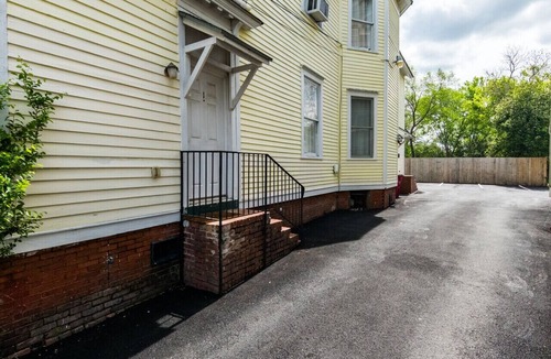 Macon Apartment | Historic Suite | Near Mercer University & Downtown