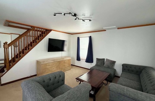 Chesapeake City House | HISTORIC WATERFRONT 2 Bedrooms/4 beds in Chesapeake City with AC