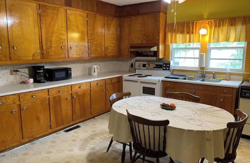 Walhalla Other | Historical farm house on beautiful pasture land