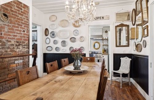 Leipers Fork House | History Meets Luxury - Dreamy Sweeney Cottage