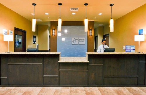 Crystal River Hotel | Holiday Inn Express Crystal River, an IHG Hotel