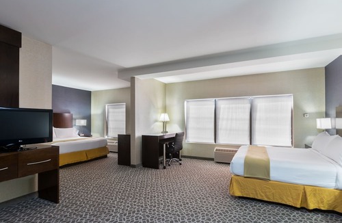 Westampton Hotel | Holiday Inn Express & Suites Burlington - Mount Holly, an Ihg Hotel