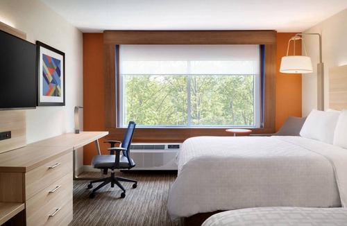 Griffin Hotel | Holiday Inn Express and Suites Griffin by IHG