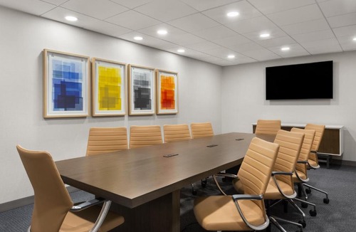 College Park Hotel | Holiday Inn Express Atlanta Airport - North by IHG