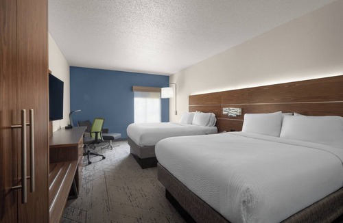 Gastonia Hotel | Holiday Inn Express Charlotte West - Gastonia by IHG.