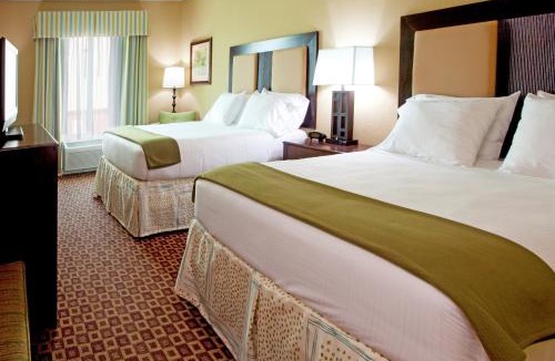 Jacksonville Hotel | Holiday Inn Express Hotel & Suites Chaffee - Jacksonville West by IHG
