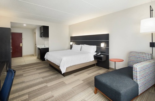 Drayton Hotel | Holiday Inn Express Hotel & Suites Spartanburg-North by IHG