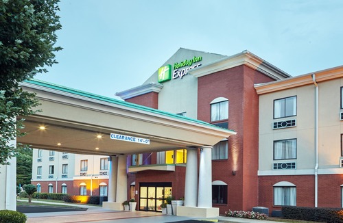 Buford Hotel | Holiday Inn Express Hotel & Suites Buford-Mall of Georgia, an Ihg Hotel