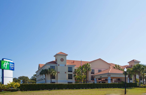 Downtown Dunedin Hotel | Holiday Inn Express Hotel & Suites Clearwater North-Dunedin, an Ihg Hotel