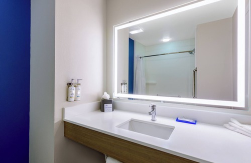 Fairvilla Hotel | Holiday Inn Express Hotel & Suites Ocoee East by IHG