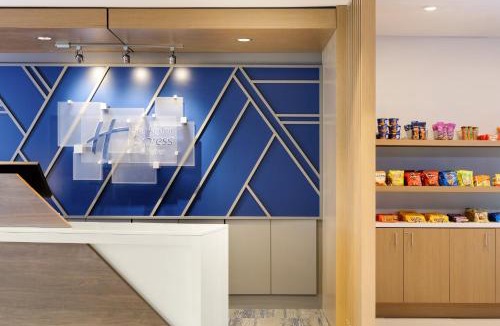 Downtown Knoxville Hotel | Holiday Inn Express Knoxville Downtown by IHG