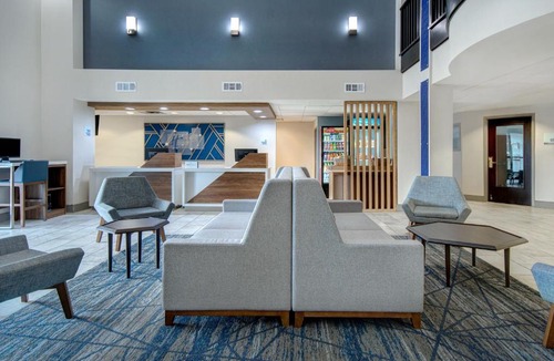 Marietta Hotel | Holiday Inn Express Marietta - Atlanta Northwest by IHG