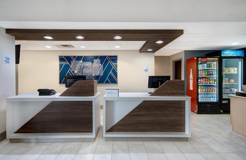 Marietta Hotel | Holiday Inn Express Marietta - Atlanta Northwest by IHG